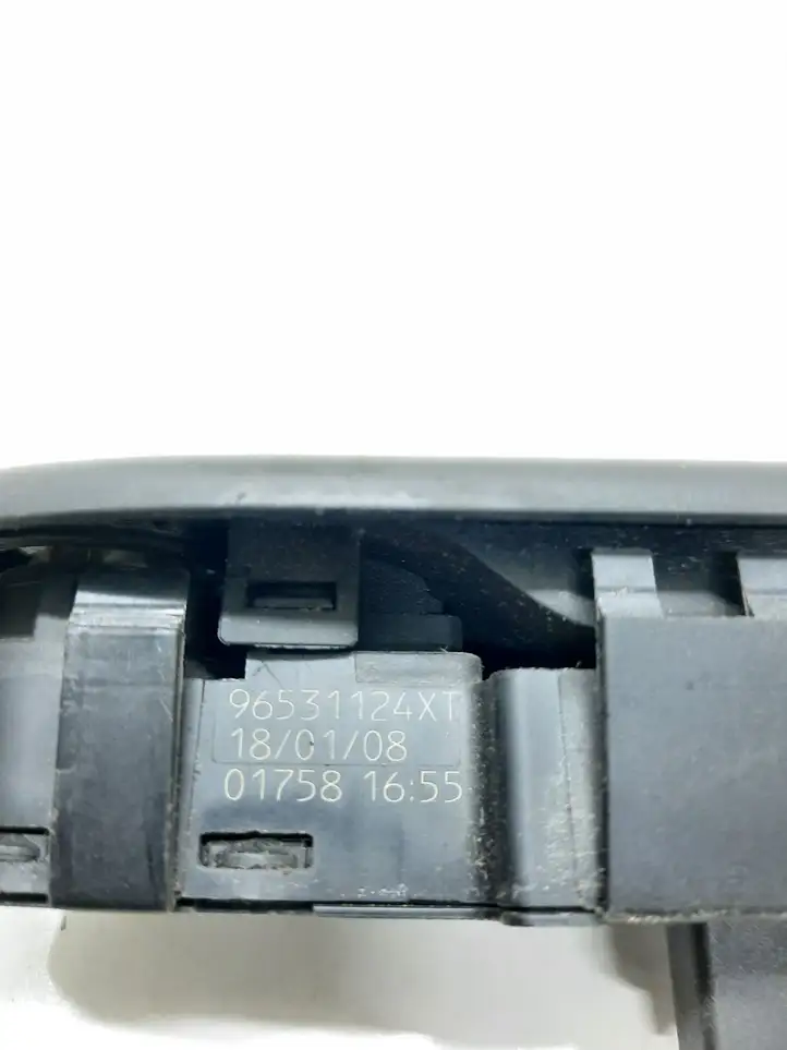 Peugeot 307 (2005 - 2008) 96531124XT Кнопка стеклоподъемников — фото 4