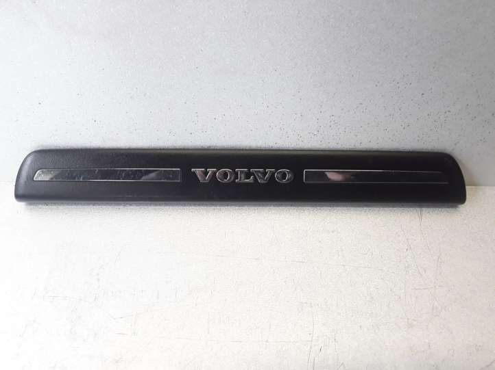 30744287 Volvo V50 Priekinio slenksčio apdaila (išorinė)