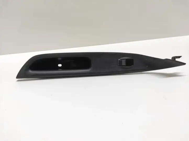 Mazda 6 (2002 - 2005) G22C684L6 Кнопка стеклоподъемников — фото 1