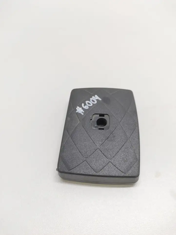 Volkswagen PASSAT B6 (2005 - 2010)  001009E8AB61 Модуль «Bluetooth»