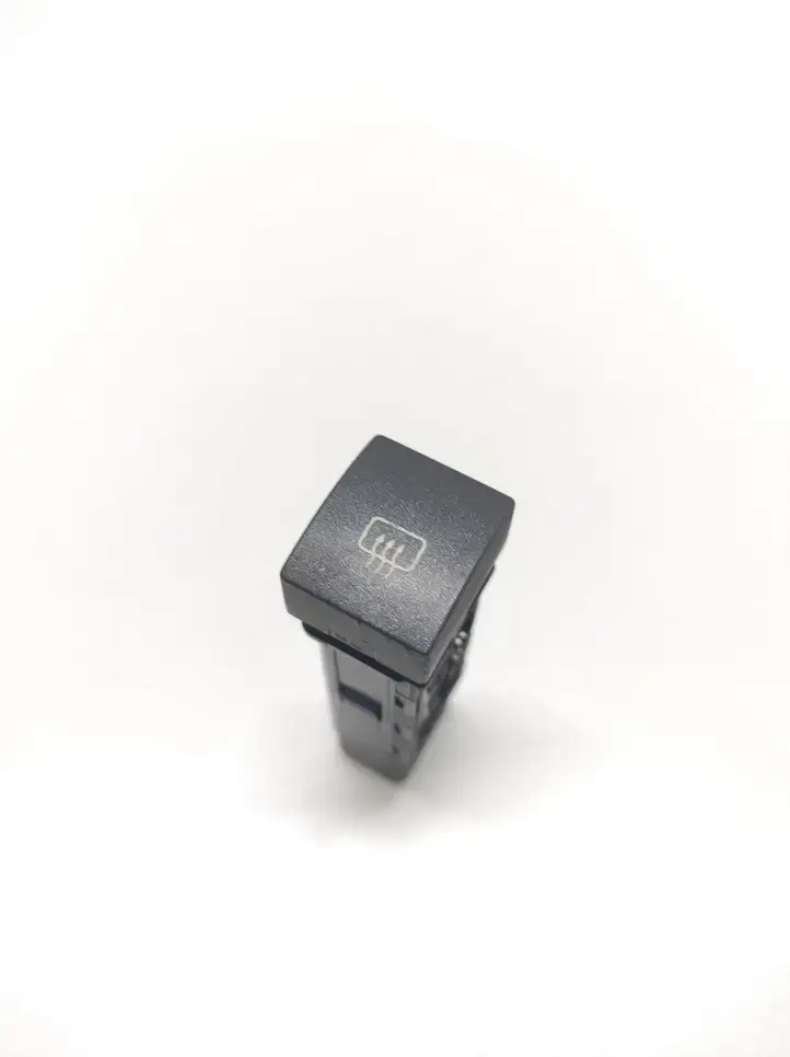 Hyundai Santa Fe (2005 - 2009) 621W05010 Кнопка обогрева стекла — фото 1
