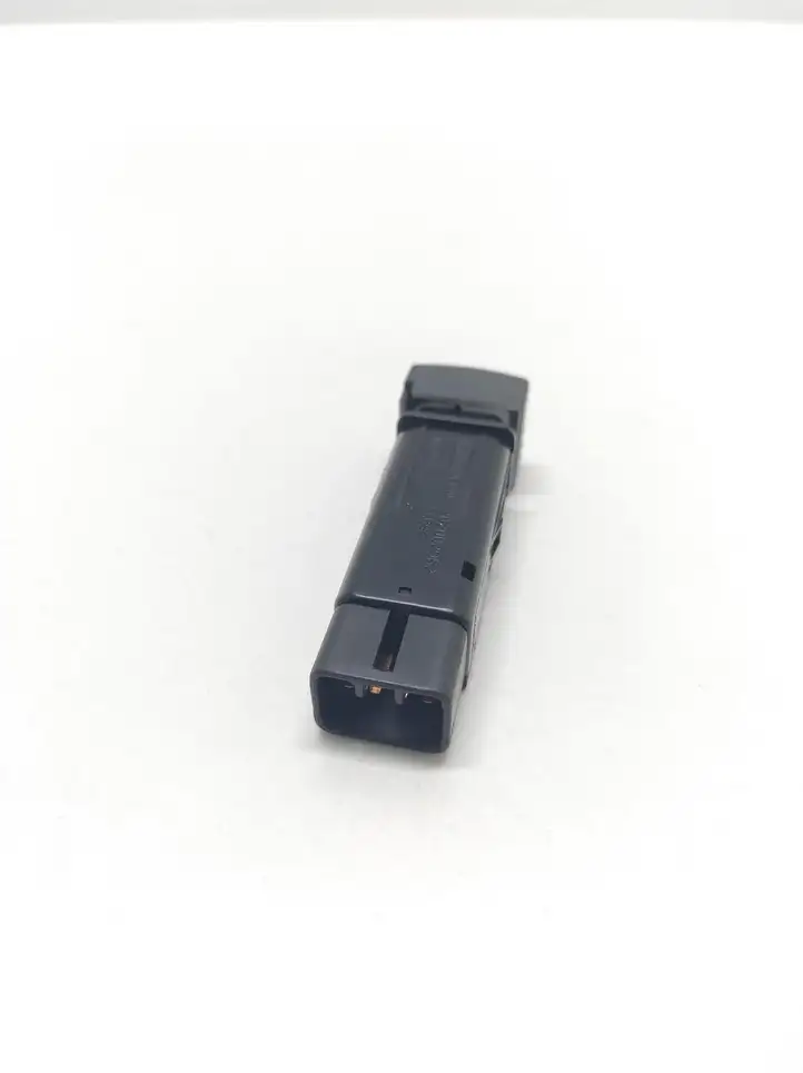 Hyundai Santa Fe (2005 - 2009) 621W05010 Кнопка обогрева стекла — фото 3