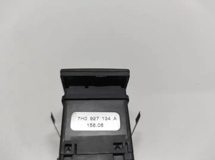 Volkswagen Transporter - Caravelle T5 (2003 - 2009) 7H0927134 Кнопка ESP — фото 4