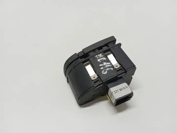 Audi A6 S6 C6 4F (2004 - 2008) 4F2927227 Другие включатели / ручки/ переключатели — фото 3
