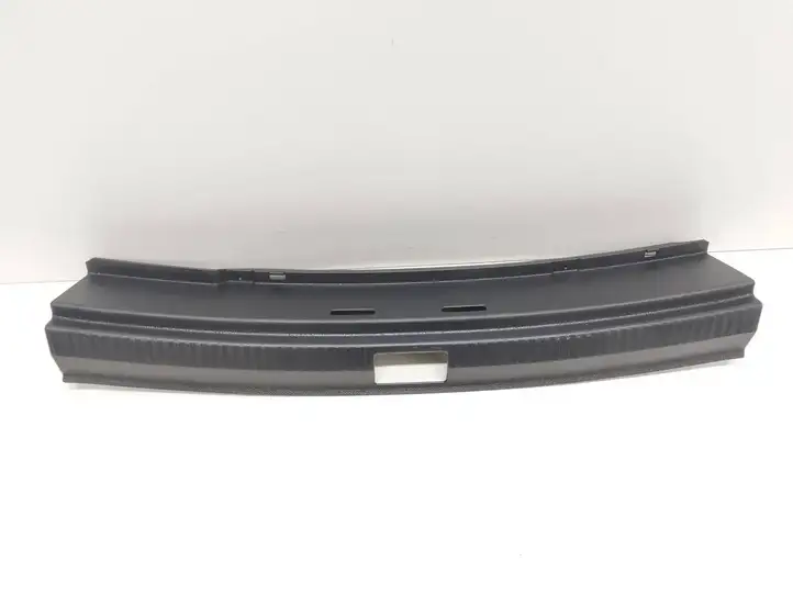 Skoda Fabia Mk3 (NJ) (2015 - 2021) 6V9863459A Отделка порога багажника — фото 3