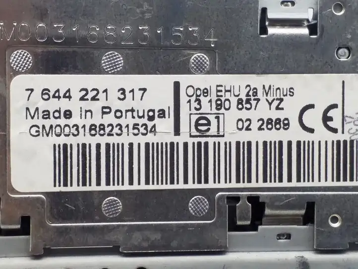Opel Astra H (2004 - 2009) 13190857YZ Магнитола / мультимедийная система — фото 3