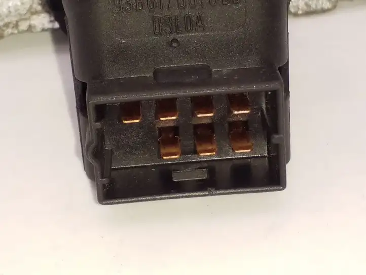 Ford Fiesta (2009 - 2012)  93BG17B676BB Включатель зеркал