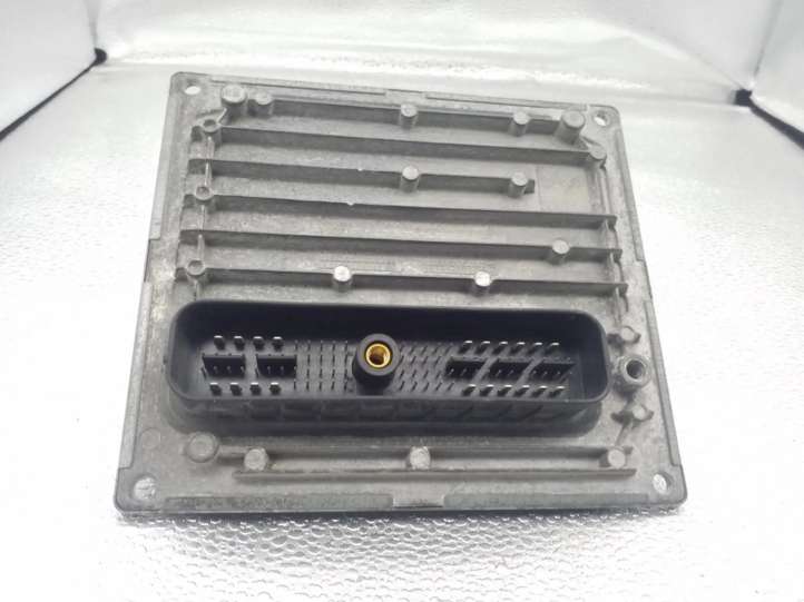 7M5112A650AFD Ford Focus Galios (ECU) modulis