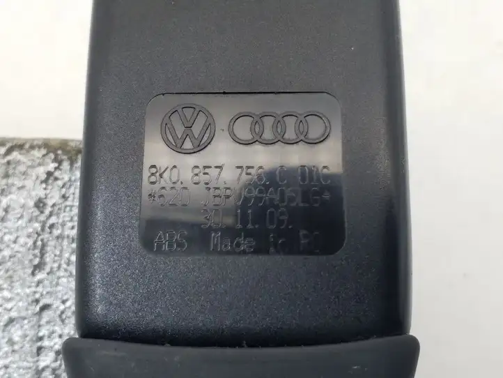 Audi A4 S4 B8 8K (2007 - 2011) 8K0857756C Замок переднего ремня — фото 4