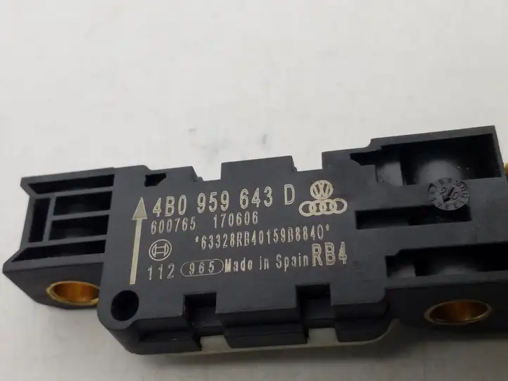Audi A3/S3 8P (2004 - 2008) 4B0959643D Датчик удара SRS — фото 2