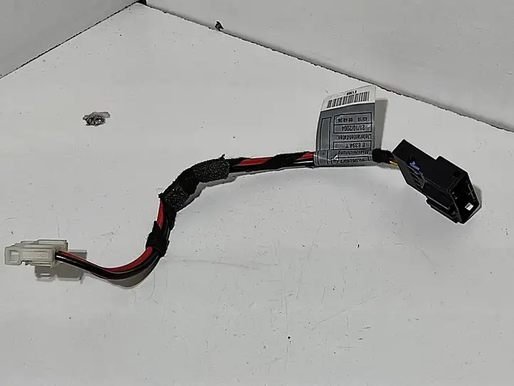 BMW 5 E60 E61 (2004 - 2010) 6934972 Прочая электропроводка — фото 1