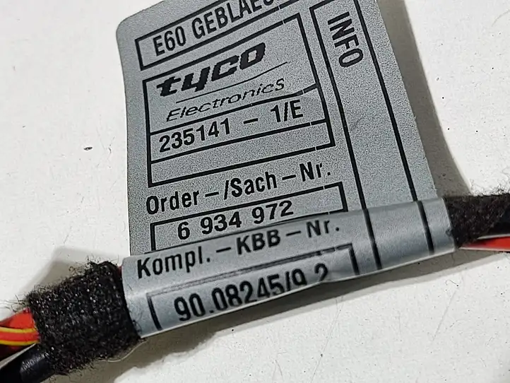 BMW 5 E60 E61 (2004 - 2010) 6934972 Прочая электропроводка — фото 4