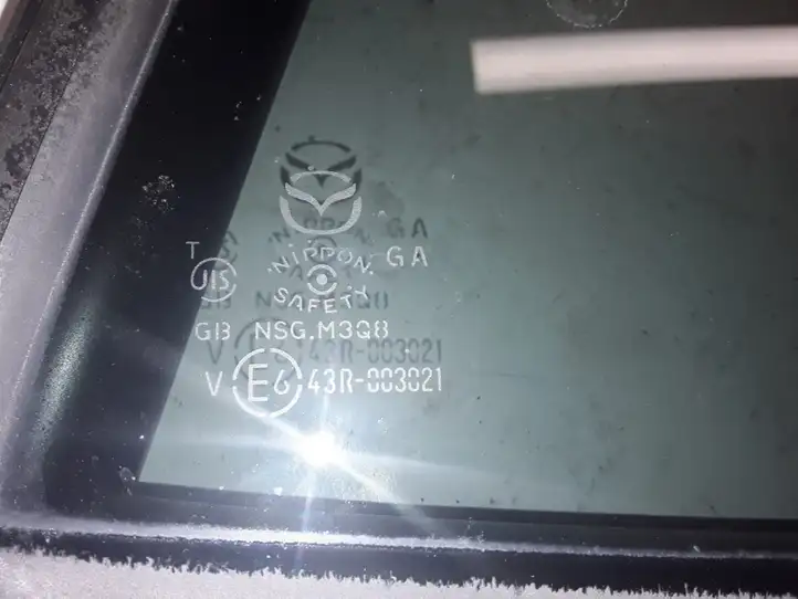 Mazda 6 (2012 - 2015) E643R003021 Заднее боковое стекло — фото 2