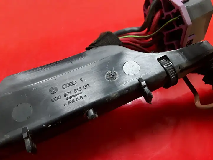 Volkswagen Polo (2001 - 2005) 6Q0971615BR Прочая электропроводка — фото 2