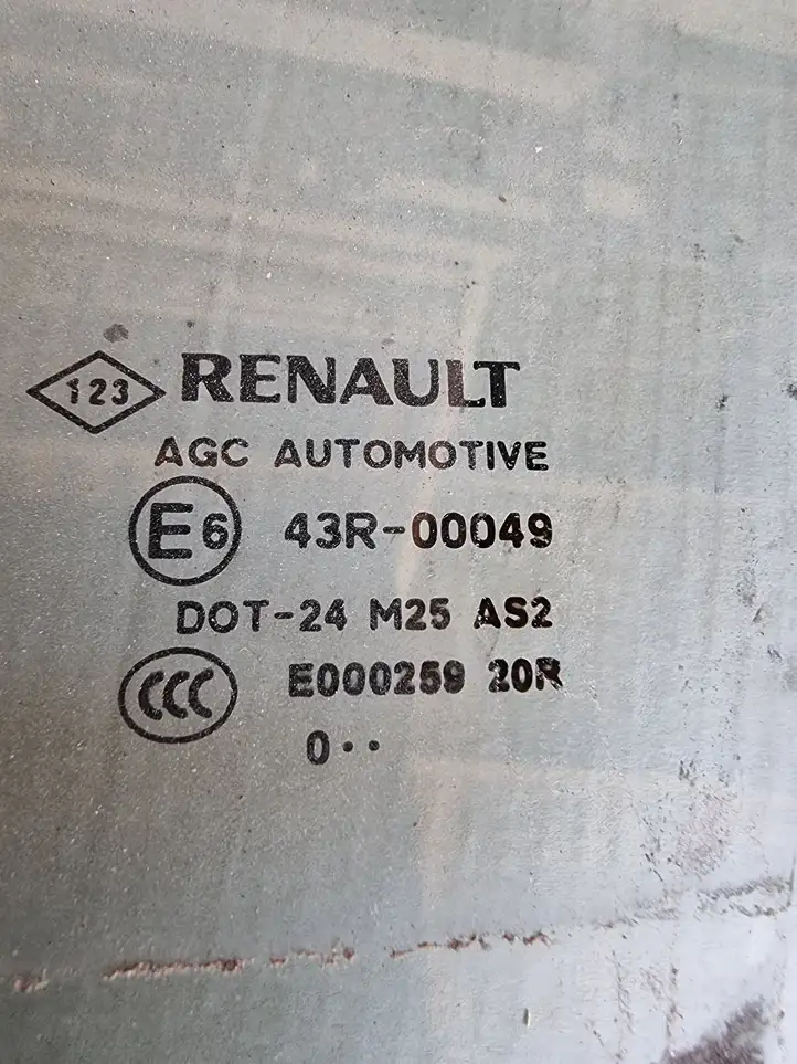 Renault Scenic III - Grand scenic III (2009 - 2016) 43R00049 Стекло передней двери — фото 3