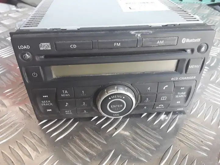 Nissan Qashqai (2006 - 2010) 28185JD40A Магнитола / мультимедийная система — фото 1