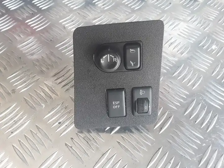 Nissan Qashqai (2006 - 2010) 68485JD000 Другие включатели / ручки/ переключатели — фото 1