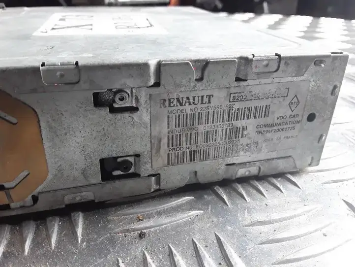 Renault Laguna II (2005 - 2007) 8200138591 Магнитола / мультимедийная система — фото 2