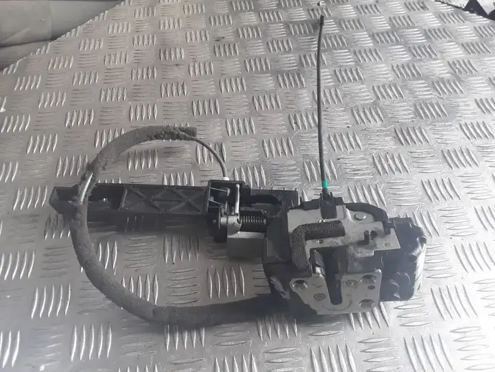 Nissan Qashqai (2006 - 2010) 80611EB300 Замок задней двери — фото 2