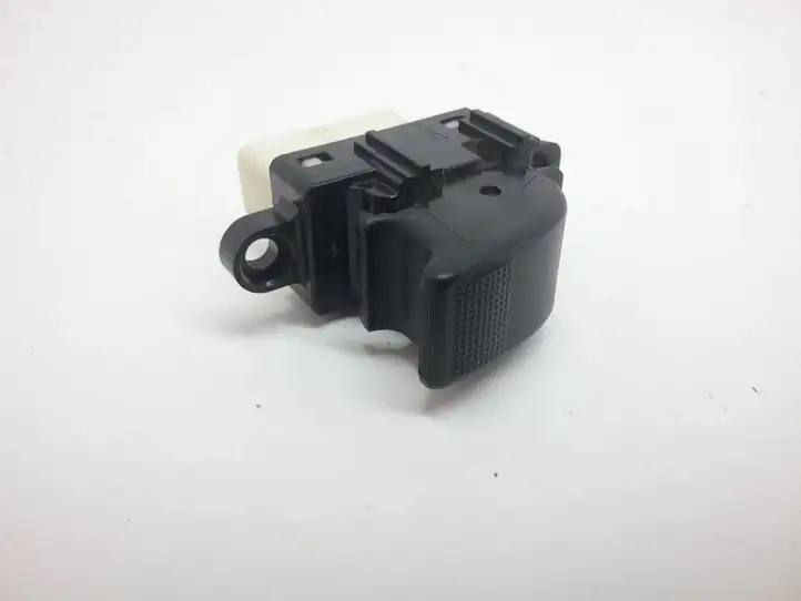 Mazda Premacy (1999 - 2005) 3582N04 Кнопка стеклоподъемников — фото 1