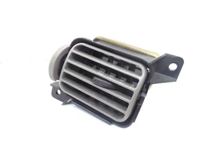 Mazda Premacy (1999 - 2005) C100GM732 Боковой воздушный дефлектор — фото 1