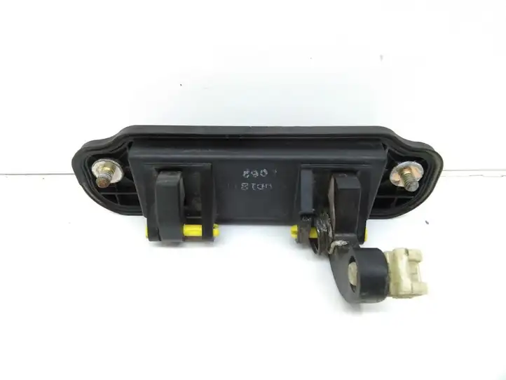 Mazda Premacy (1999 - 2005)  PBTGF30 Ручка задней крышки