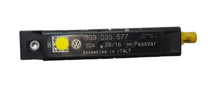 Volkswagen PASSAT B8 (2015 - ) 3G9035577 Усилитель антенны — фото 1