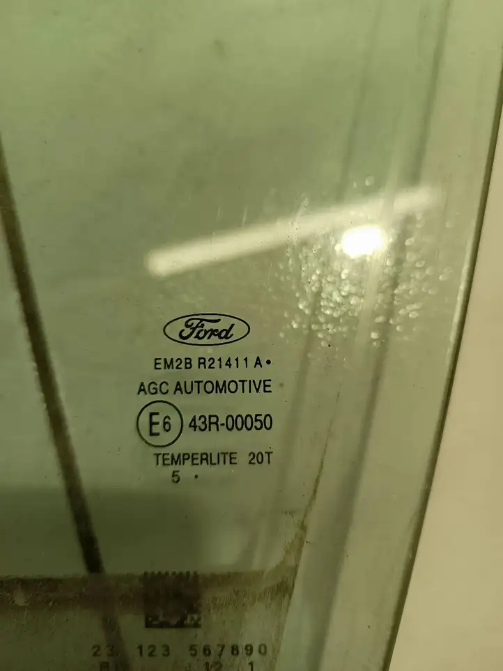 Ford S-MAX (2015 - ) EM2BR21411A Стекло передней двери — фото 3