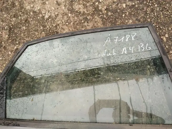 Audi A4 S4 B6 8E 8H (2000 - 2006) Стекло задней двери — фото 3