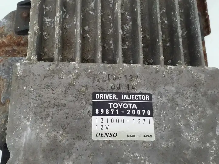 Toyota Avensis T250 (2006 - 2009) 8987120070 Блок управления форсунками — фото 2