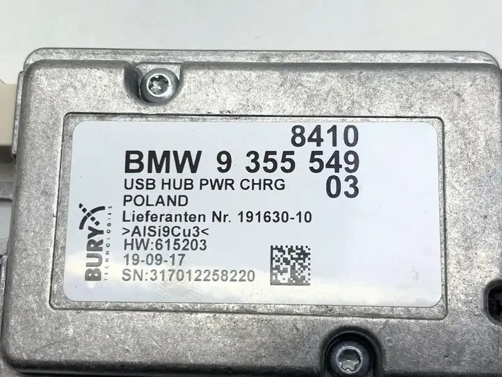 BMW 5 G30 G31 (2016 - ) 9362853 USB модуль — фото 8
