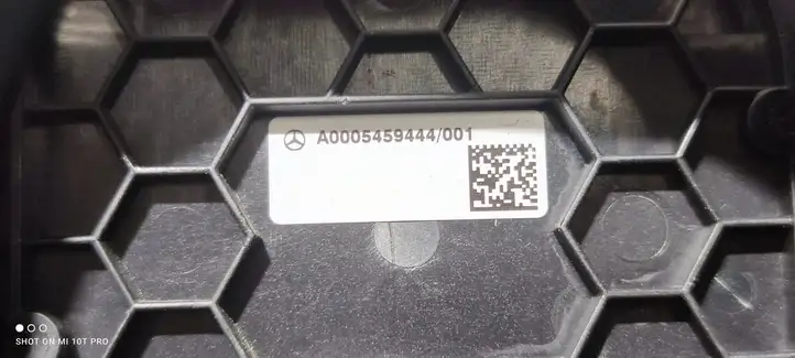 Mercedes-Benz EQB (2021 - ) A0005459444 Прочие детали салона — фото 2
