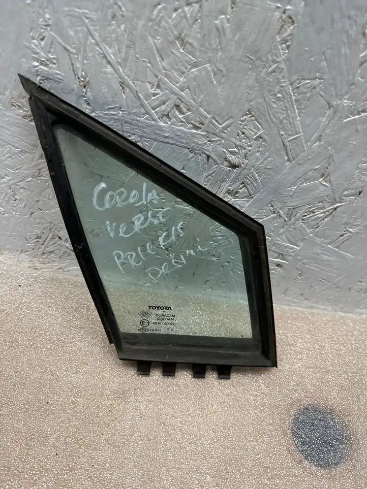 Toyota Corolla Verso AR10 (2004 - 2009) 43R00097 Форточка двери — фото 2
