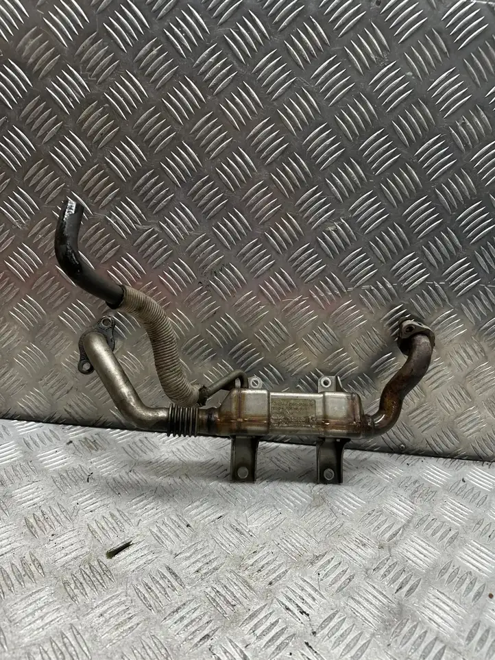 Toyota Avensis T250 (2006 - 2009) 256800R01000 Охладитель клапана EGR — фото 2