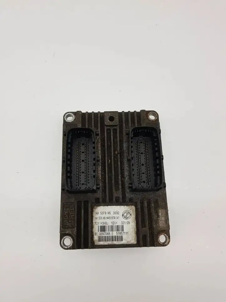 Fiat 500 (2008 - 2015) 51857111 Блок управления двигателем (ECU) — фото 2