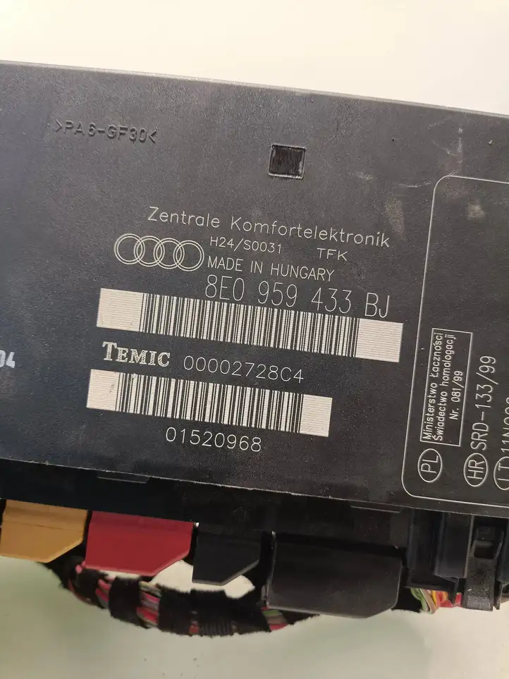 Audi A4 S4 B7 8E 8H (2004 - 2009) 8E0959433BJ Модуль комфорта — фото 5