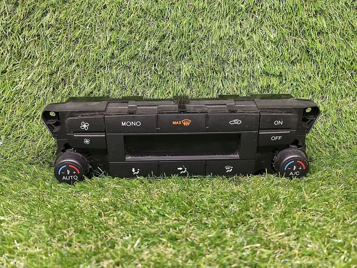 Ford S-Max (2010 - 2015)  BM2T18C612AB Блок управления кондиционера воздуха / климата/ печки (в салоне)