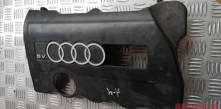 058103724c Audi A4 S4 B5 8D Variklio dangtis (apdaila)