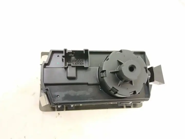 Mercedes-Benz GL X164 (2006 - 2012)   Включатель фонарей