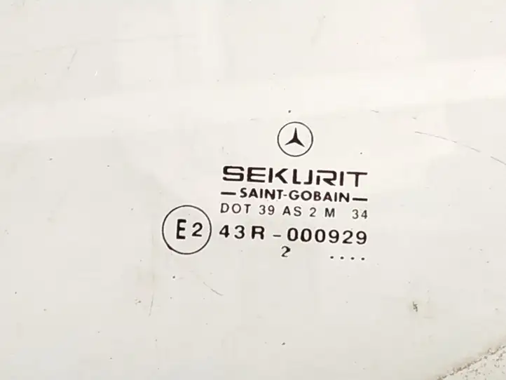 Mercedes-Benz Vaneo W414 (2001 - 2005) 4147250010 Стекло передней двери — фото 2