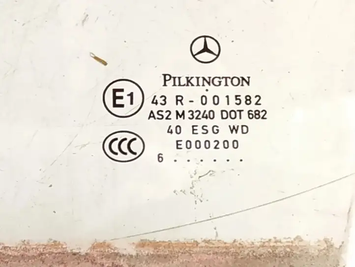 Mercedes-Benz A W169 (2004 - 2012) 1697250100 Стекло передней двери — фото 3
