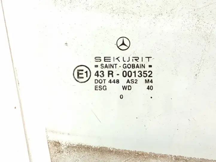 Mercedes-Benz A W168 (1997 - 2004) 1687251210 Стекло передней двери — фото 3