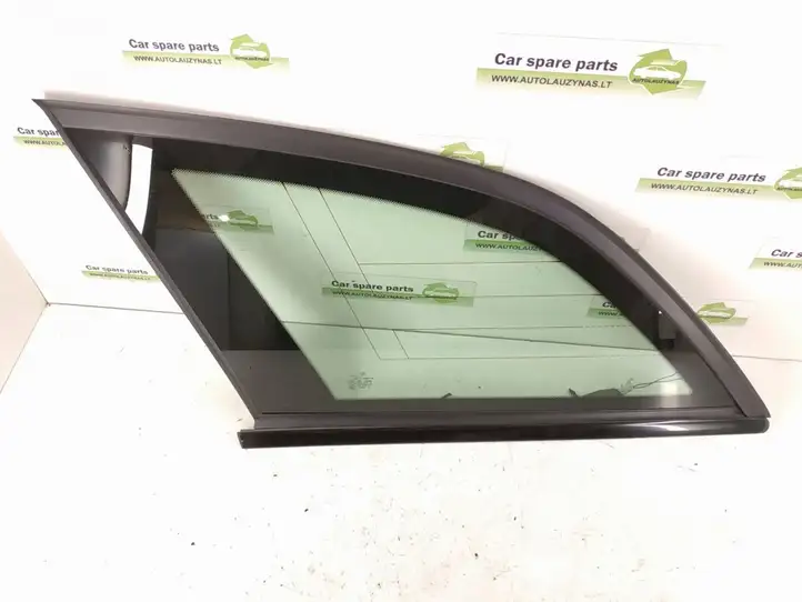 Mercedes-Benz C W204 (2007 - 2014) 2046707712 Заднее боковое стекло — фото 4