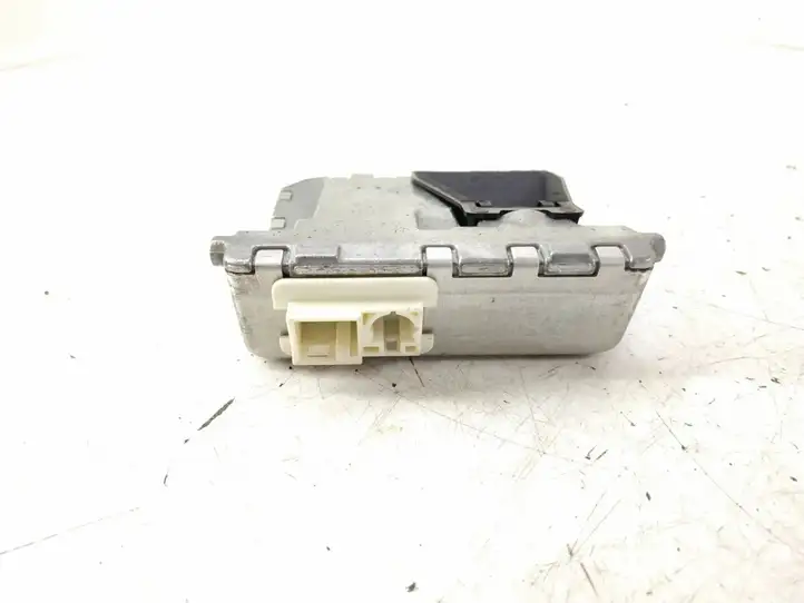 Mercedes-Benz S W221 (2005 - 2013) 0009050438 Камера в лобовом стекле — фото 3