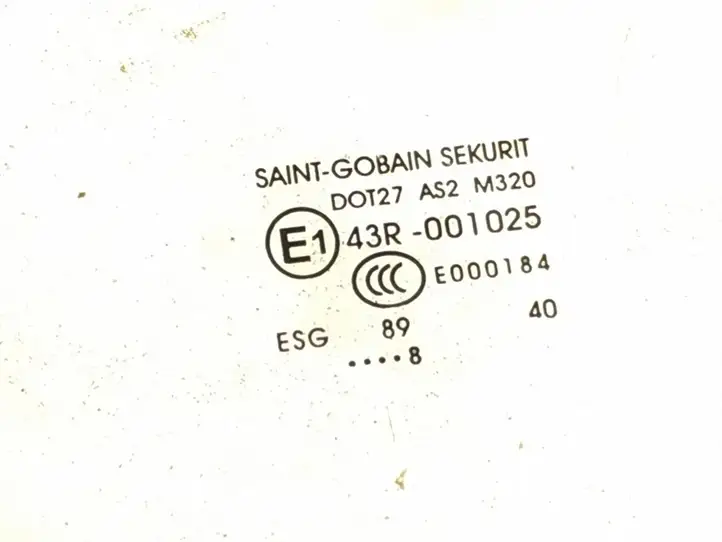 Mercedes-Benz Sprinter W906 (2006 - 2018) Стекло передней двери — фото 2