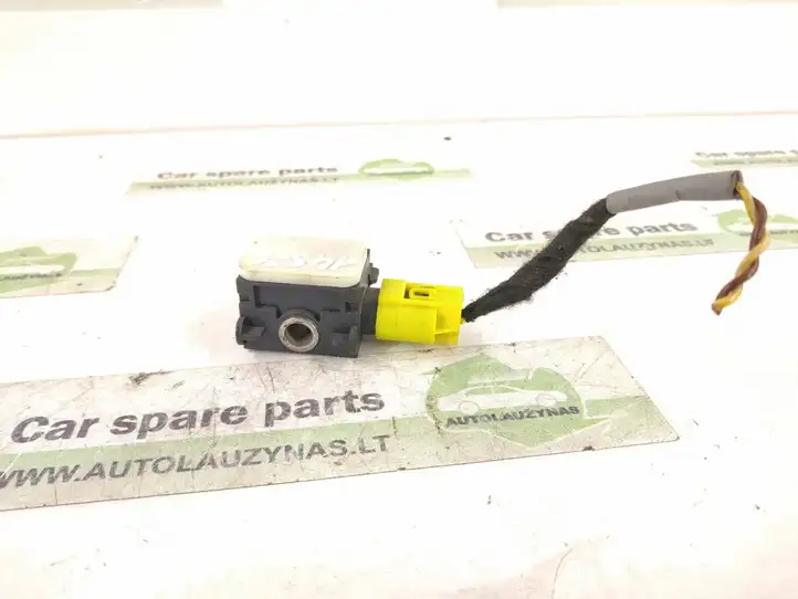 Mercedes-Benz S W221 (2005 - 2013)   Датчик удара надувных подушек