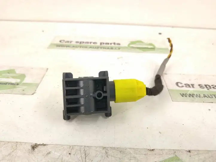 Mercedes-Benz S W221 (2005 - 2013)   Датчик удара надувных подушек