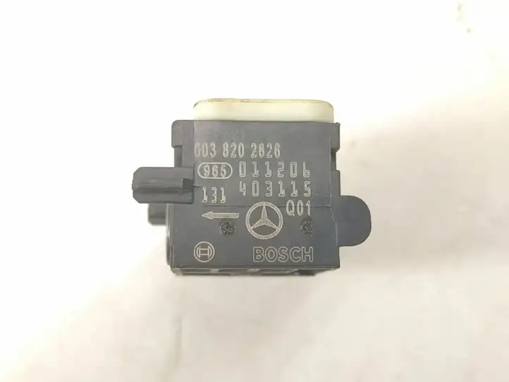 Mercedes-Benz GL X164 (2006 - 2012)   Датчик удара надувных подушек