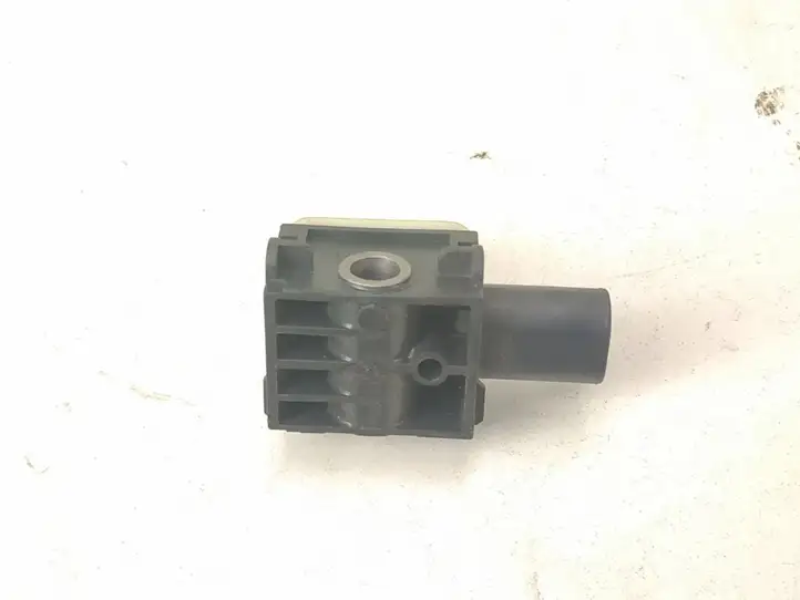 Mercedes-Benz GL X164 (2006 - 2012)   Датчик удара надувных подушек