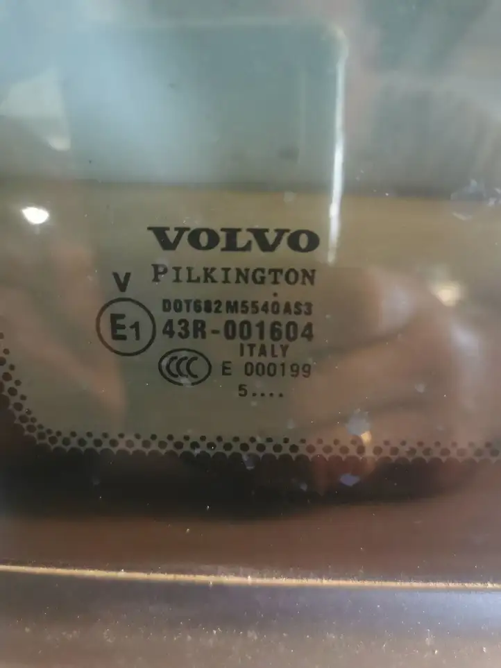 Volvo XC90 (2006 - 2014) 43R001604 Заднее боковое стекло — фото 3
